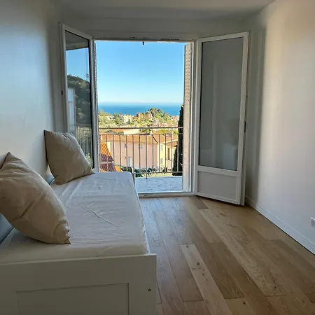 Les Romarins Apartman Menton